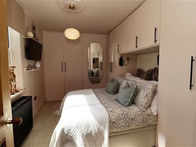 Picture 10